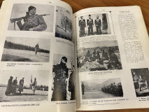 Spomen knjiga Album srpskih četnika đenerala Draže Mihailovića - ured. Đoko Marić (Milwaukee 1979)