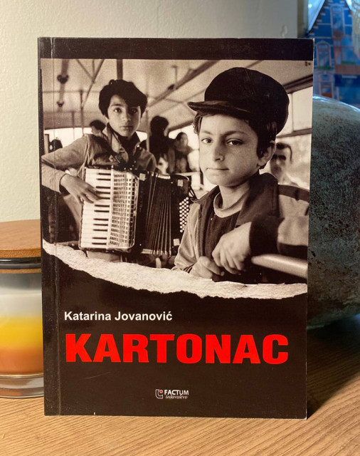 Kartonac - Katarina Jovanović Kartonac - Katarina Jovanović
