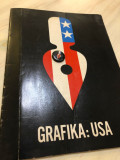 GRAFIKA : USA - Prva izložba američke grafike u Jugoslaviji + originalni bedž sa izložbe