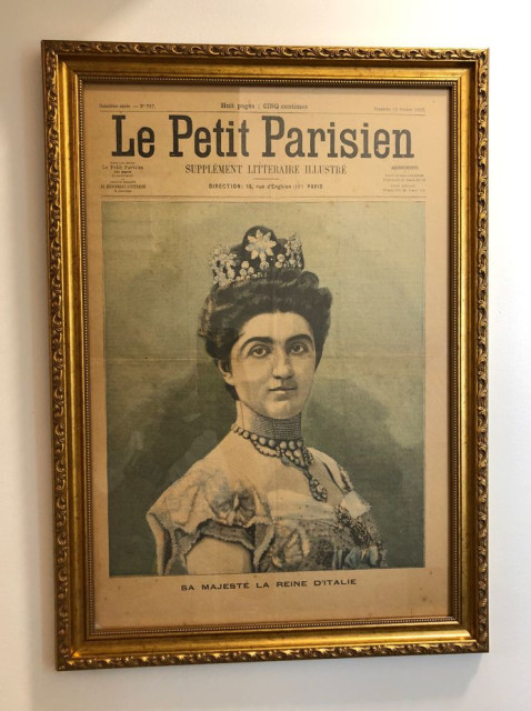 Le Petit Parisien 1903: Jelena Savojska, kraljica Italije "Sa Majeste La Reine D'Italie" Le Petit Parisien 1903: Jelena Savojska, kraljica Italije "Sa Majeste La Reine D'Italie"